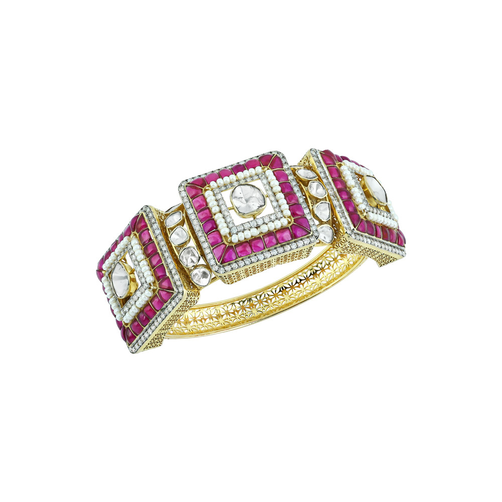 Geometric Red Talaf and Polki Bangle with Pearls Accents