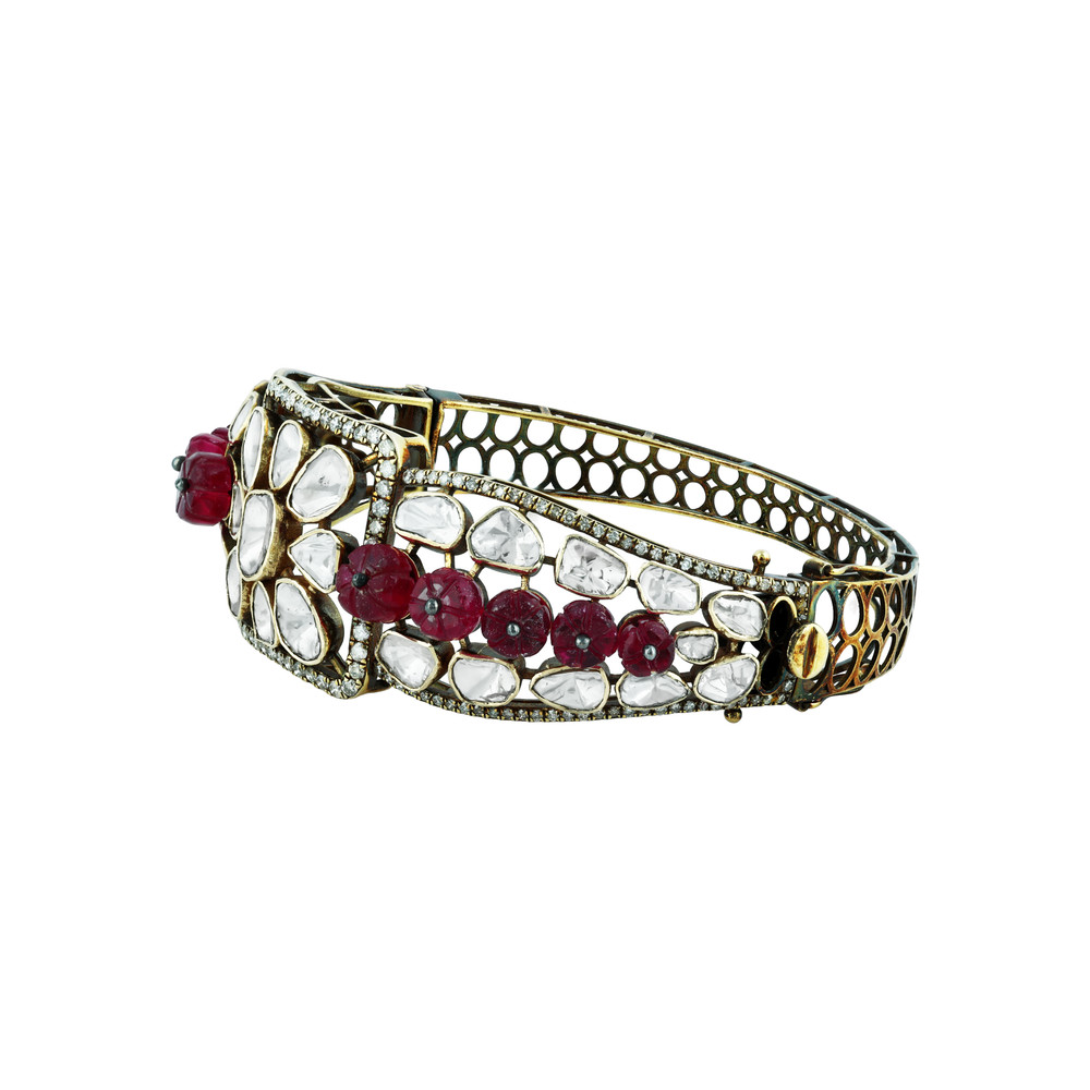 Victorian Polki Bangle with Red Beads and Antique Finish