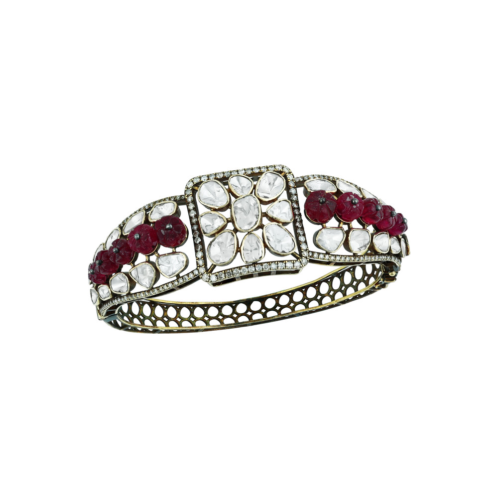 Victorian Polki Bangle with Red Beads and Antique Finish