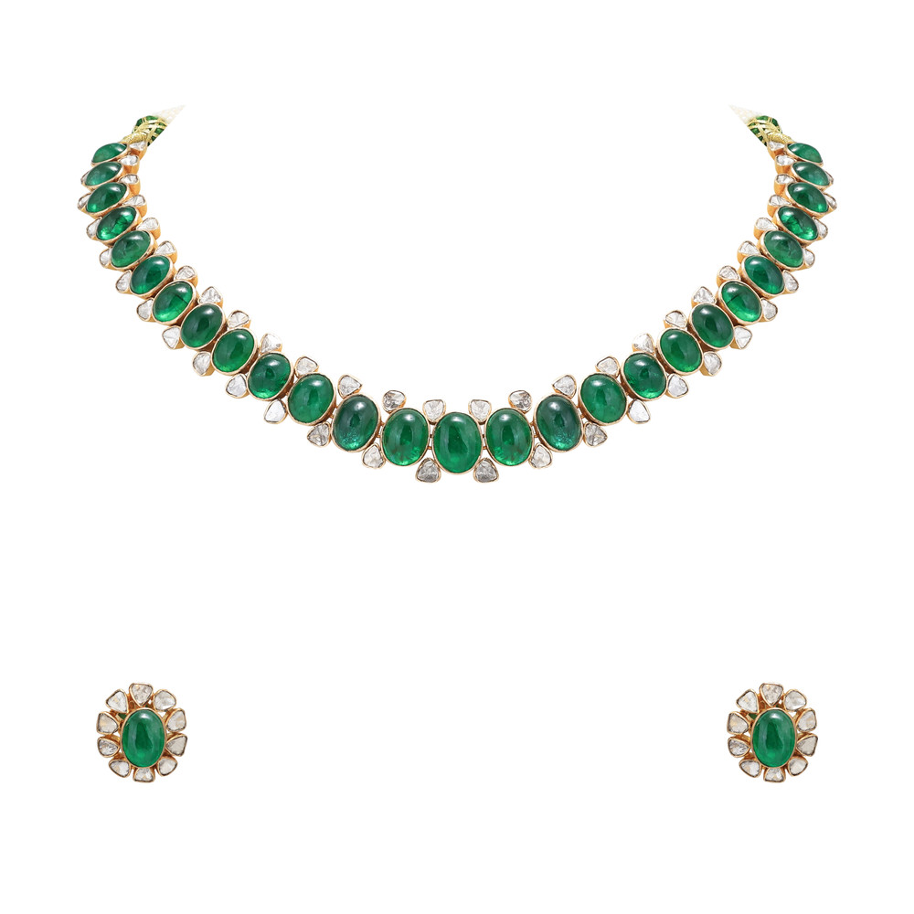 Emerald Cabochon Polki Necklace with Floral Stud