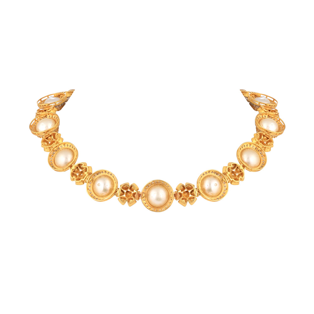 Uncut Polki Floral Necklace with Diamond and Pearls
