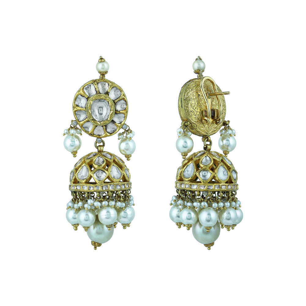 Elegant Necklace Set with Uncut Diamond Polkis and Pearls