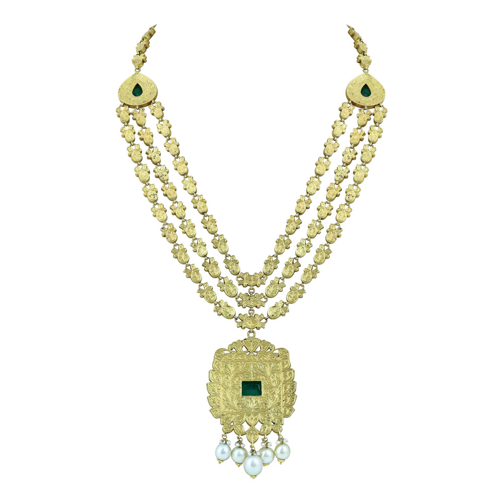Triple-Line Necklace Set with Polkis, Emerald Pendant & Pearls