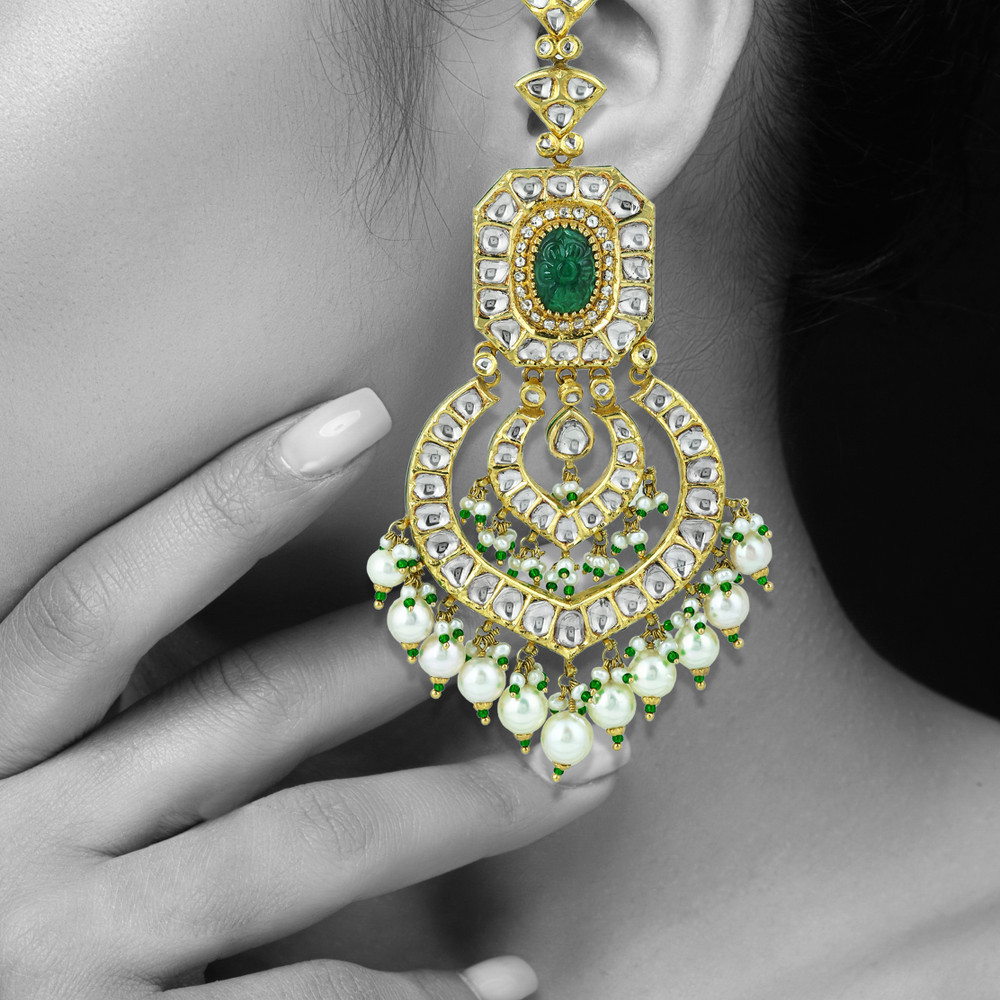 Emerald & Polki Choker with Pearl Layers and Matching Earrings