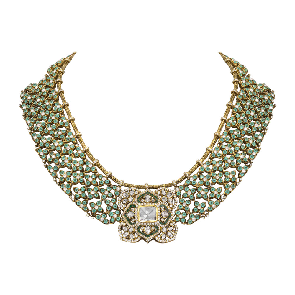 Emerald Cabochon Mesh Necklace
