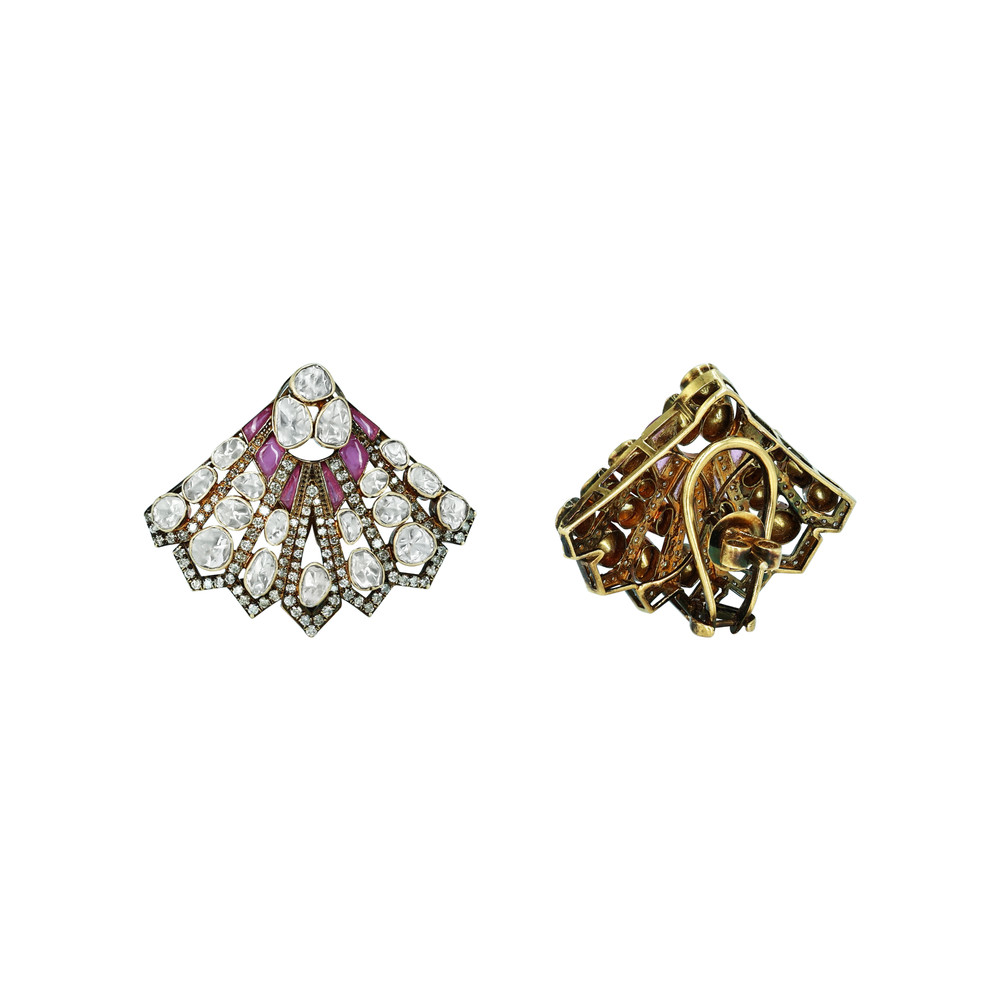 Antique Fan-Shaped Polki Stud Earrings with Pink Talaf
