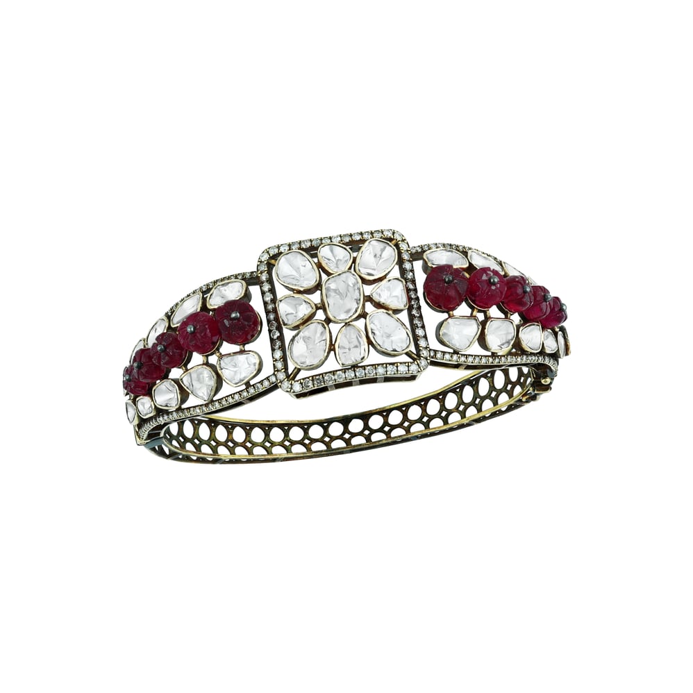 Victorian Polki Bangle with Red Beads and Antique Finish