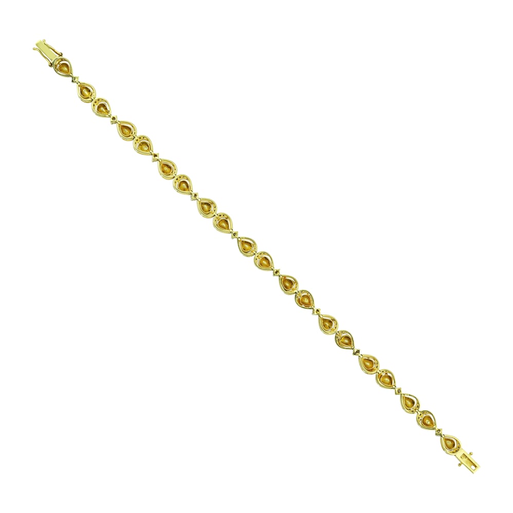 Pear-Shaped Polki Bracelet with Delicate Sparkle