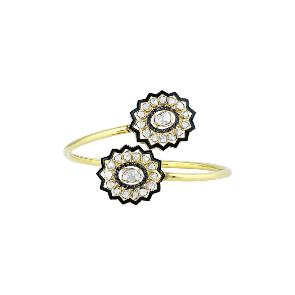 Minimalistic Bangle with Polki Clusters, Black Enamel, and Diamonds