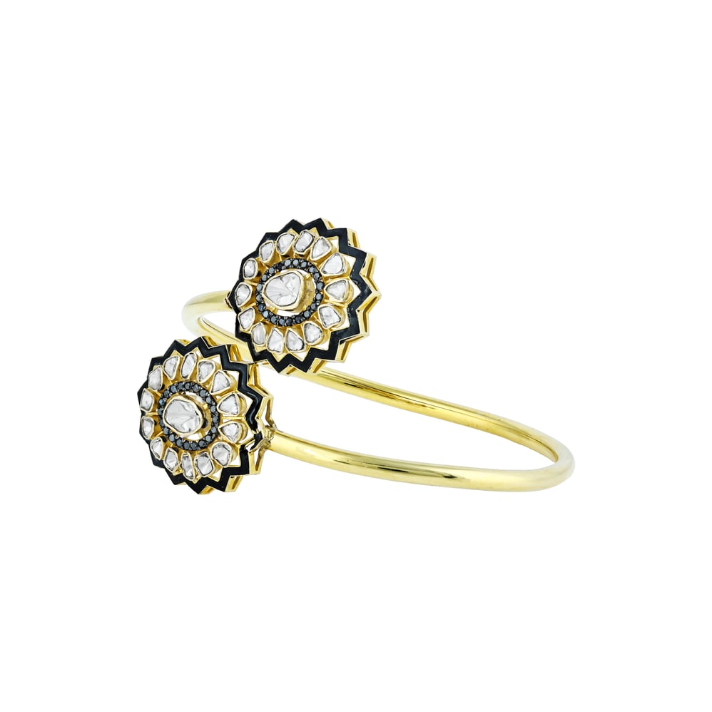 Minimalistic Bangle with Polki Clusters, Black Enamel, and Diamonds