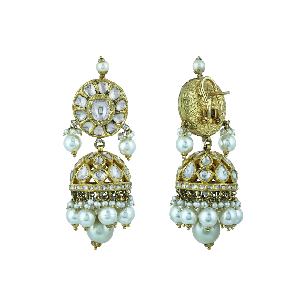 Elegant Necklace Set with Uncut Diamond Polkis and Pearls