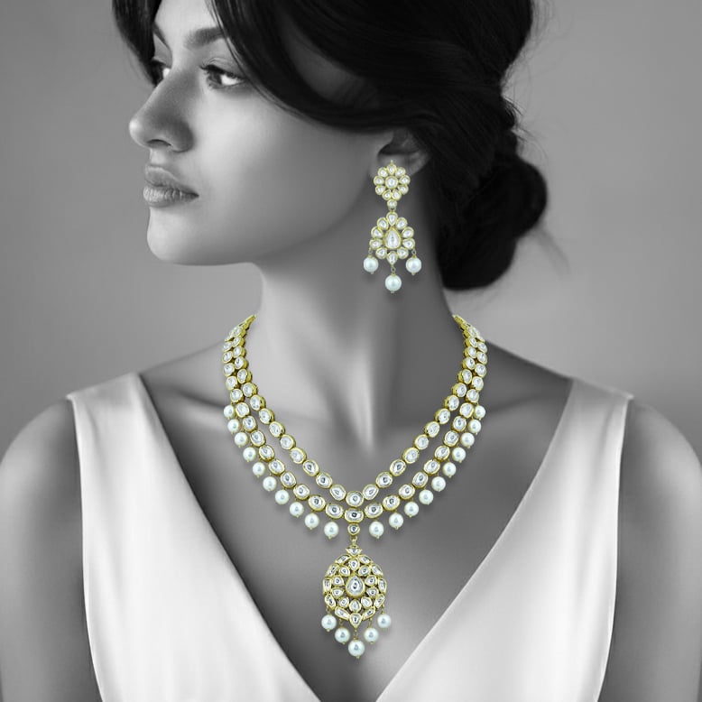 Double-Layer Necklace Pendant Set with Polkis and Pearls