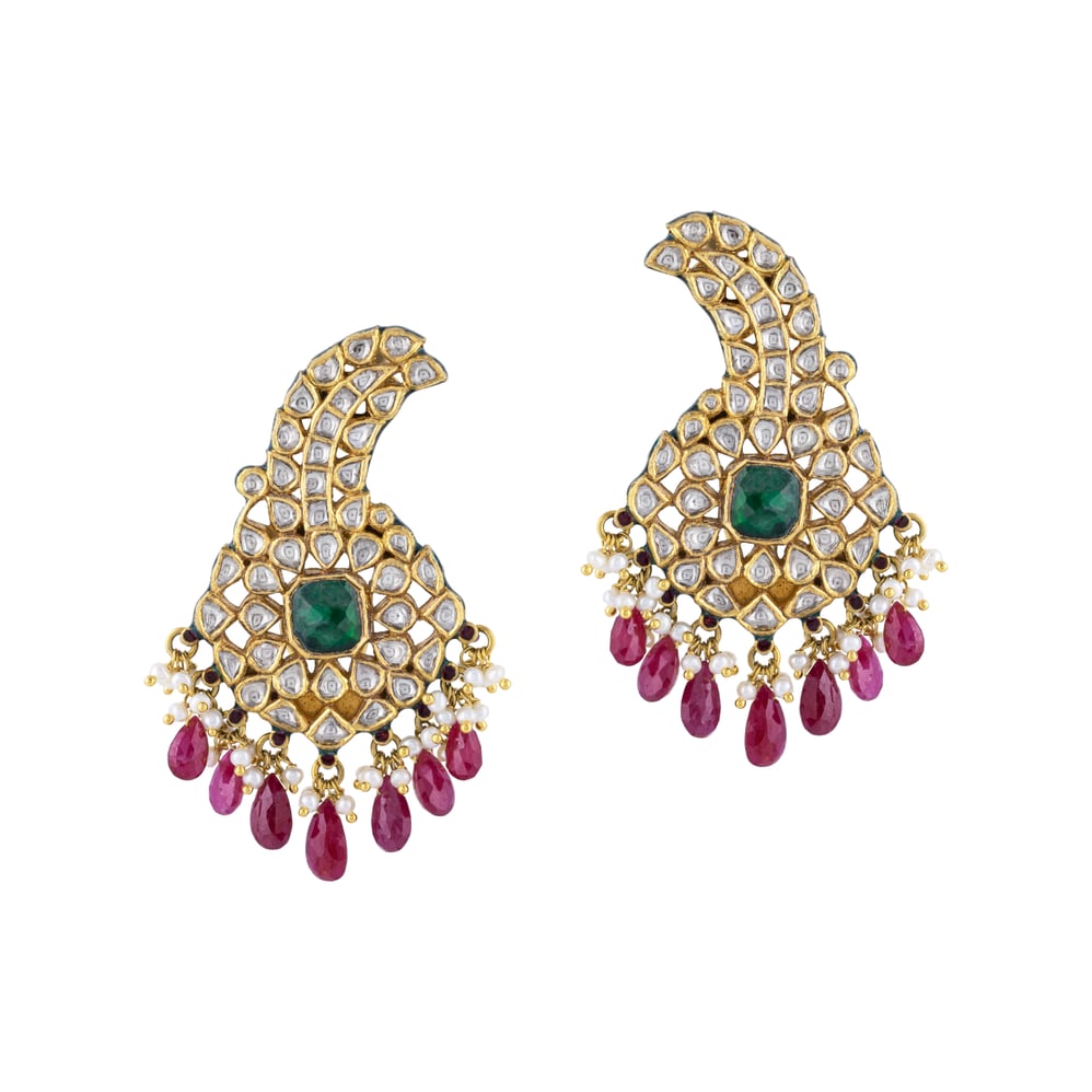 Emerald-Centered Cuff Earring with Uncut Diamond Polki & Pink Drops