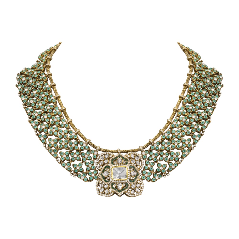 Emerald Cabochon Mesh Necklace
