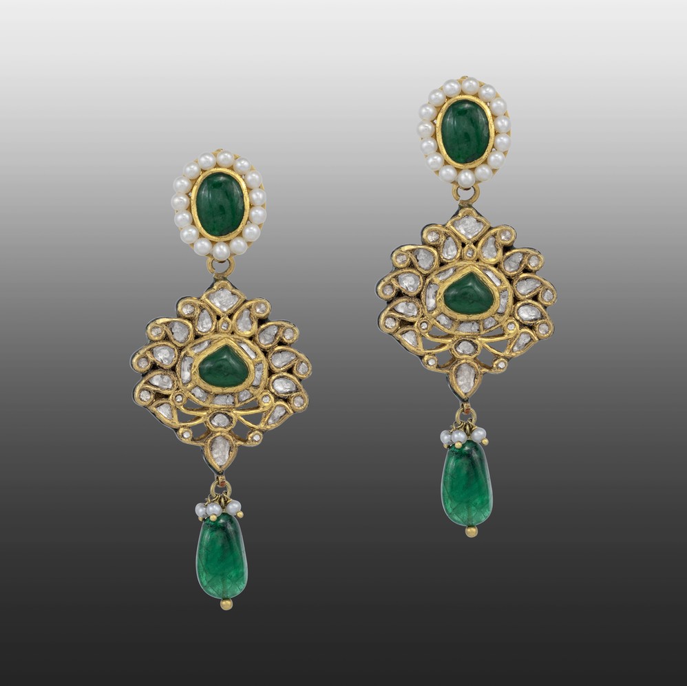 Emerald Polki Danglers with Pearl-Edged Stud