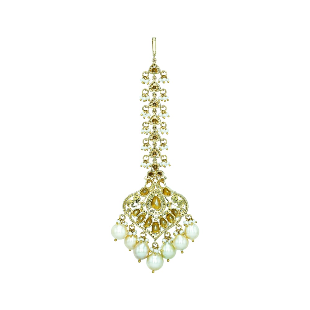 Pear-Shaped Polki Mangtikka with Diamonds and Pearls