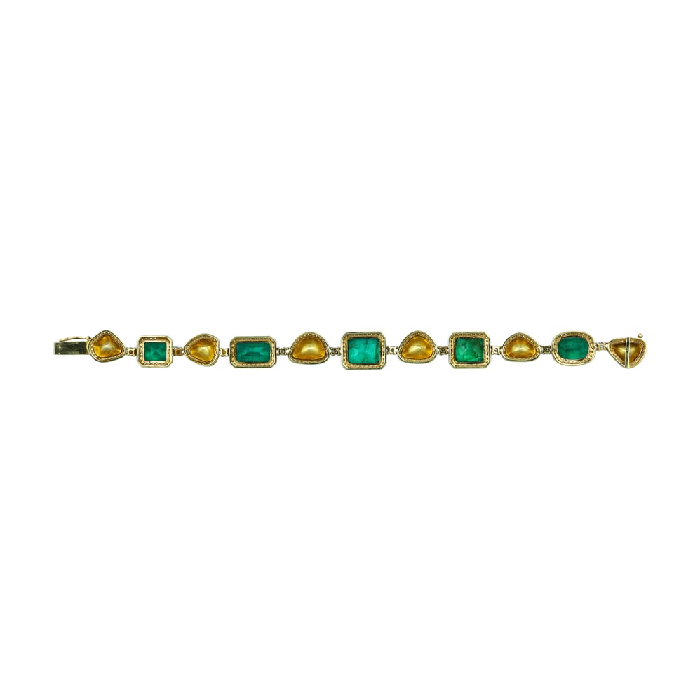 Emerald and Polki Bracelet/Necklace with Versatile Design