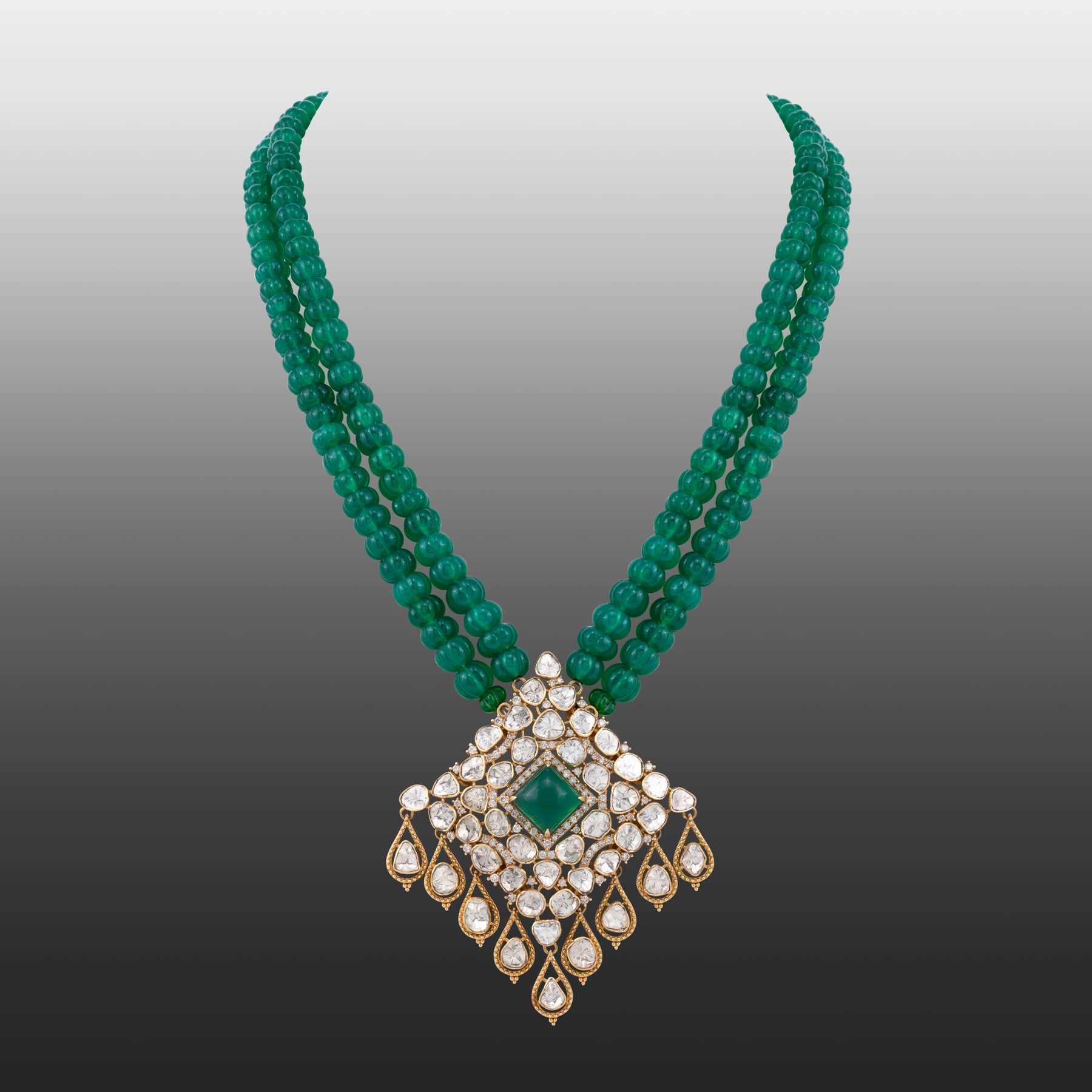 Deep Green Beaded Necklace with Polki Diamond Pendant