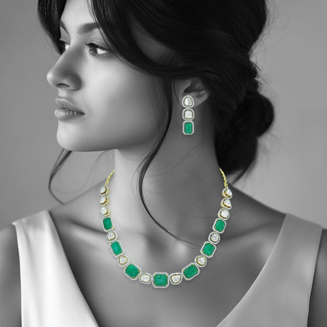Carved Emerald and Polki Diamond Necklace with Alternating Pattern