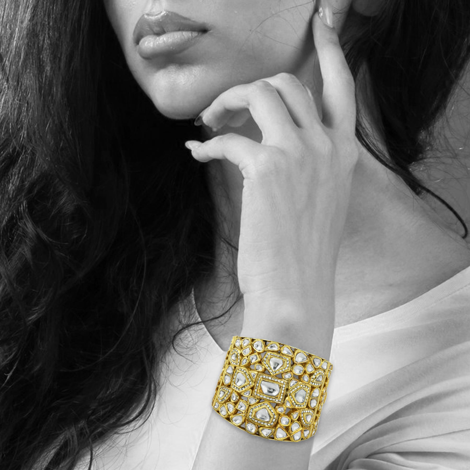 Broad Polki Cuff Bangle with Geometric Patterns